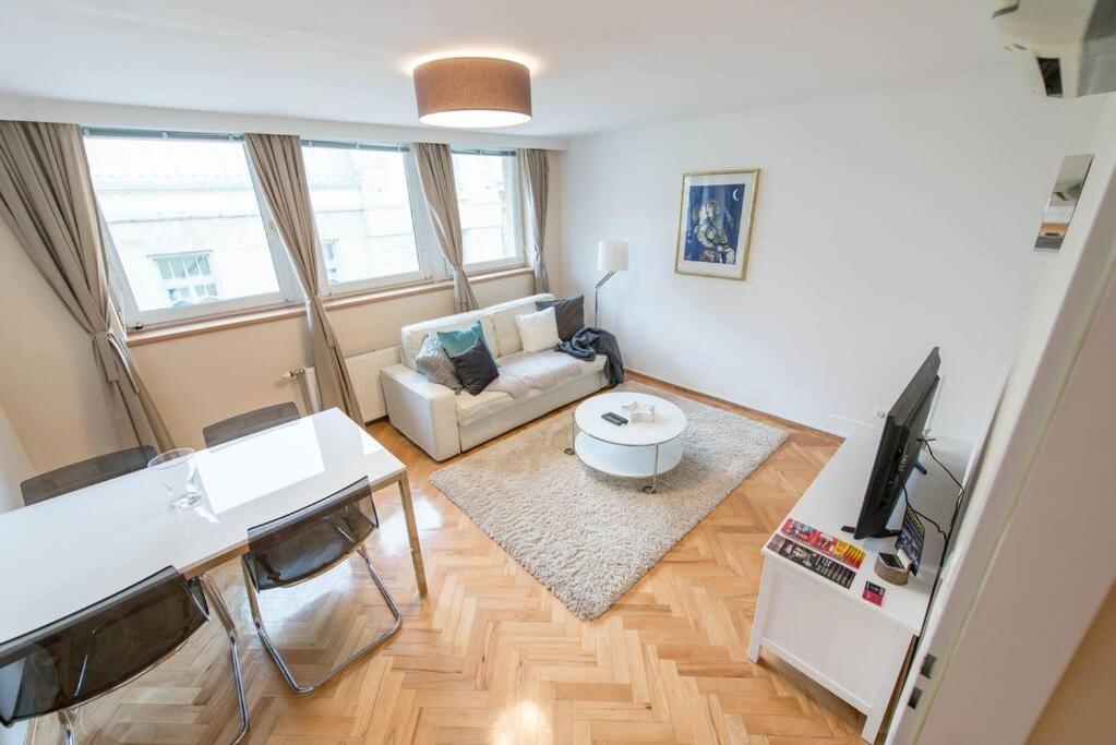 Venus Apartments - Renate Budapeszt Zewnętrze zdjęcie